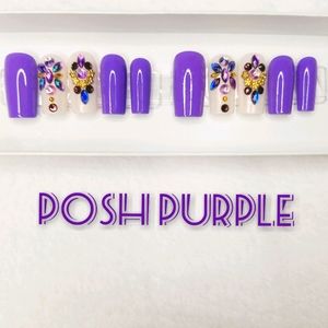 Lux Press-On Nail Set(Medium Square Shape)